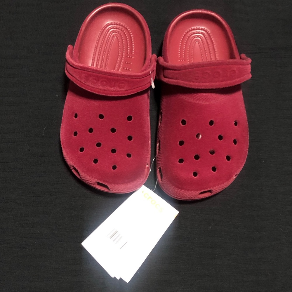 Crocs Classic 211877-6XH Clog Kids, Size 1, Red Velvet, Slip On Shoes CEB1212